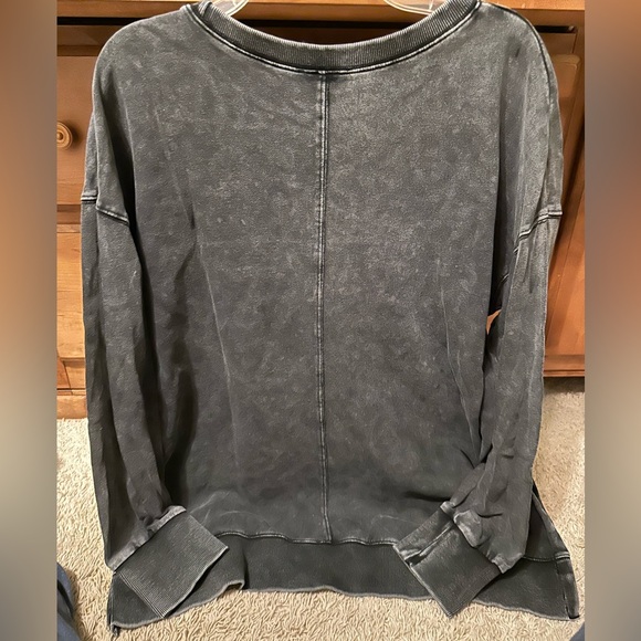 EASEL HAPPY FACE MINERAL WASHED SWEATSHIRT - Picture 3 of 5